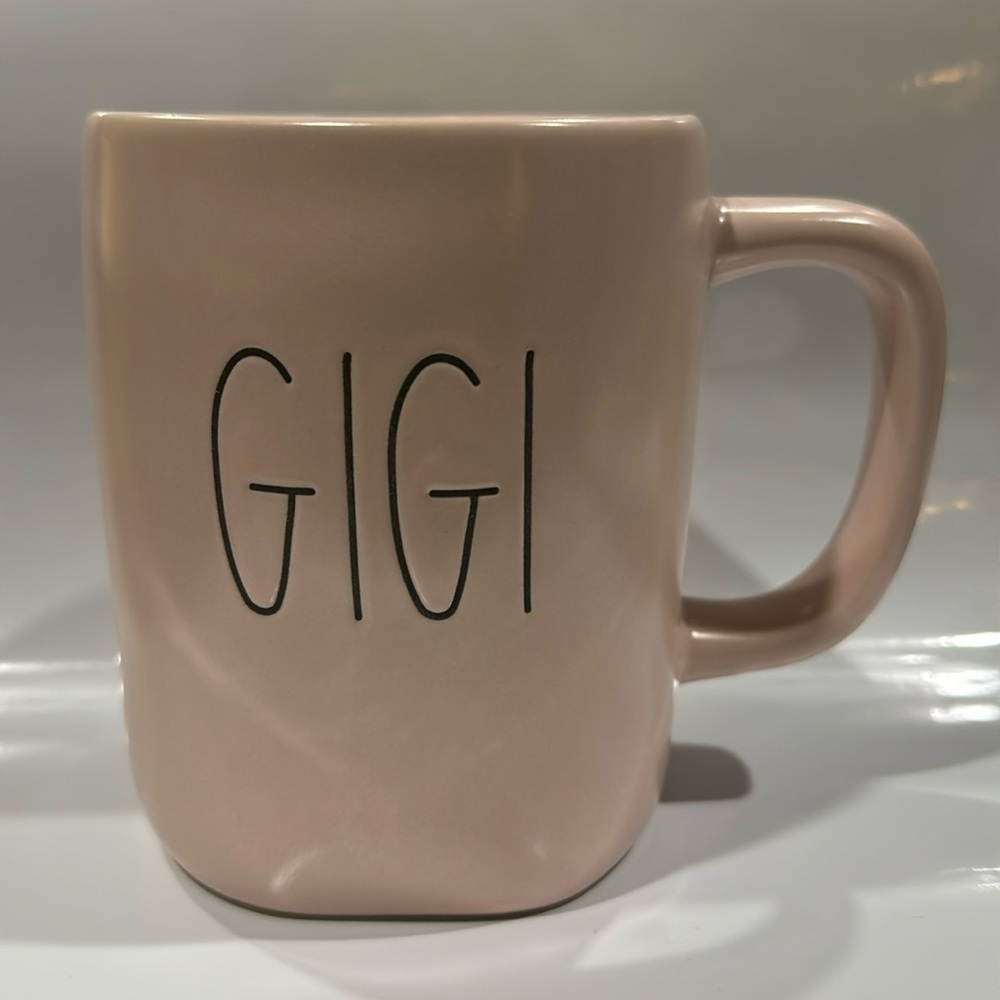 RAE DUNN FARMHOUSE HOME DECOR BRAND NEW CERAMIC COFFEE TEA KITCHEN DRINK GIGI